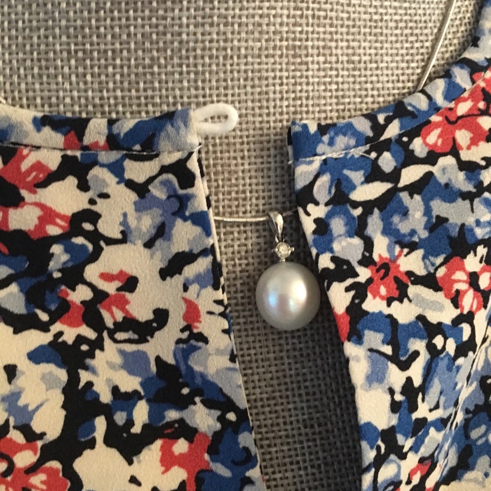 J Crew top - Picture 3 of 4